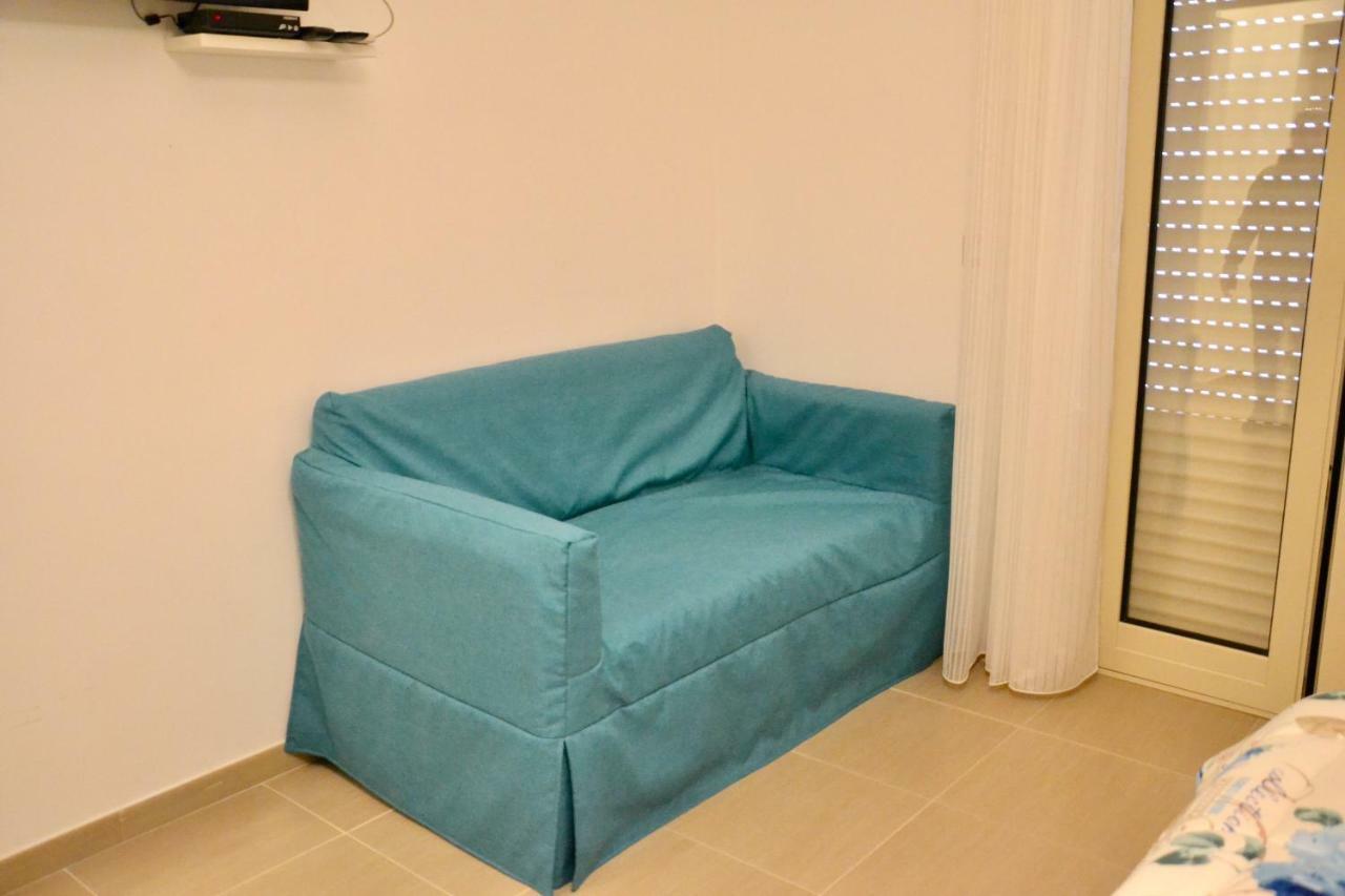 Hotel Caudullo Letojanni Buitenkant foto